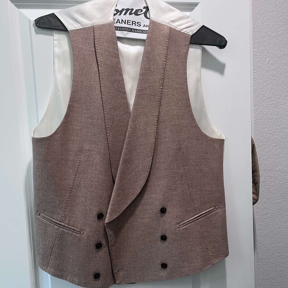 Suit Supply